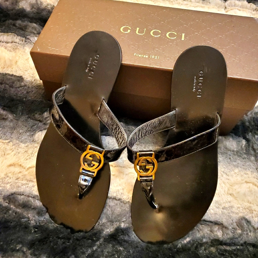 Gucci sandles